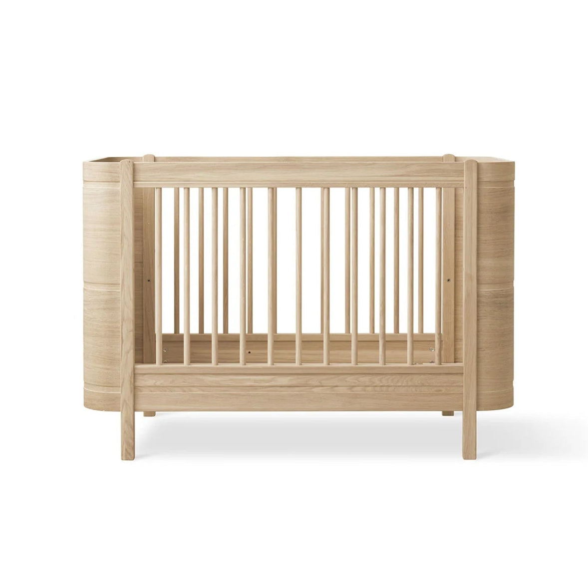 OLIVER FURNITURE - Lit Bébé Évolutif Wood Mini+ Avec Kit Junior Inclus, Chêne