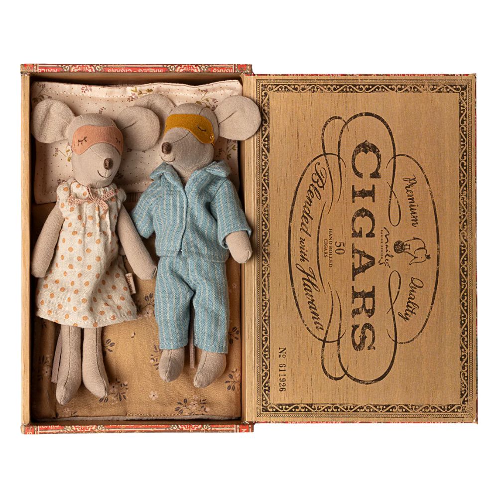 Souris Papa Et Maman Dans Une Boîte À Cigares MAILEG