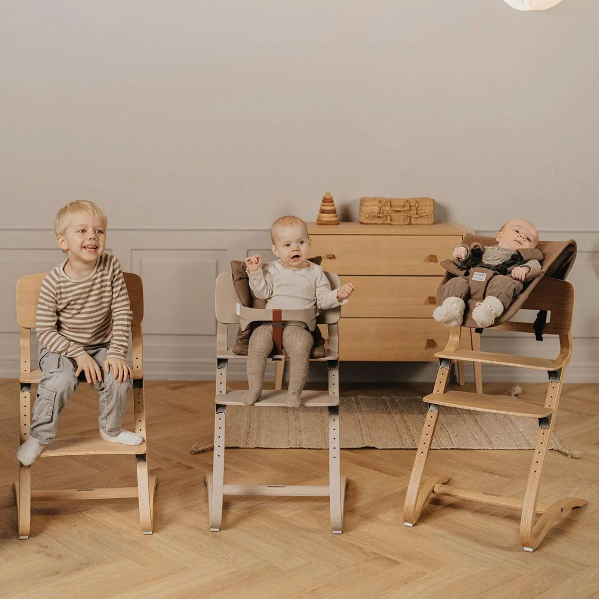 LEANDER - Chaise haute sans arceau Leander Louie™ Chêne