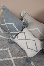 LORENA CANALS - Coussin Tricoté Little Oasis Nat - Indus Blue