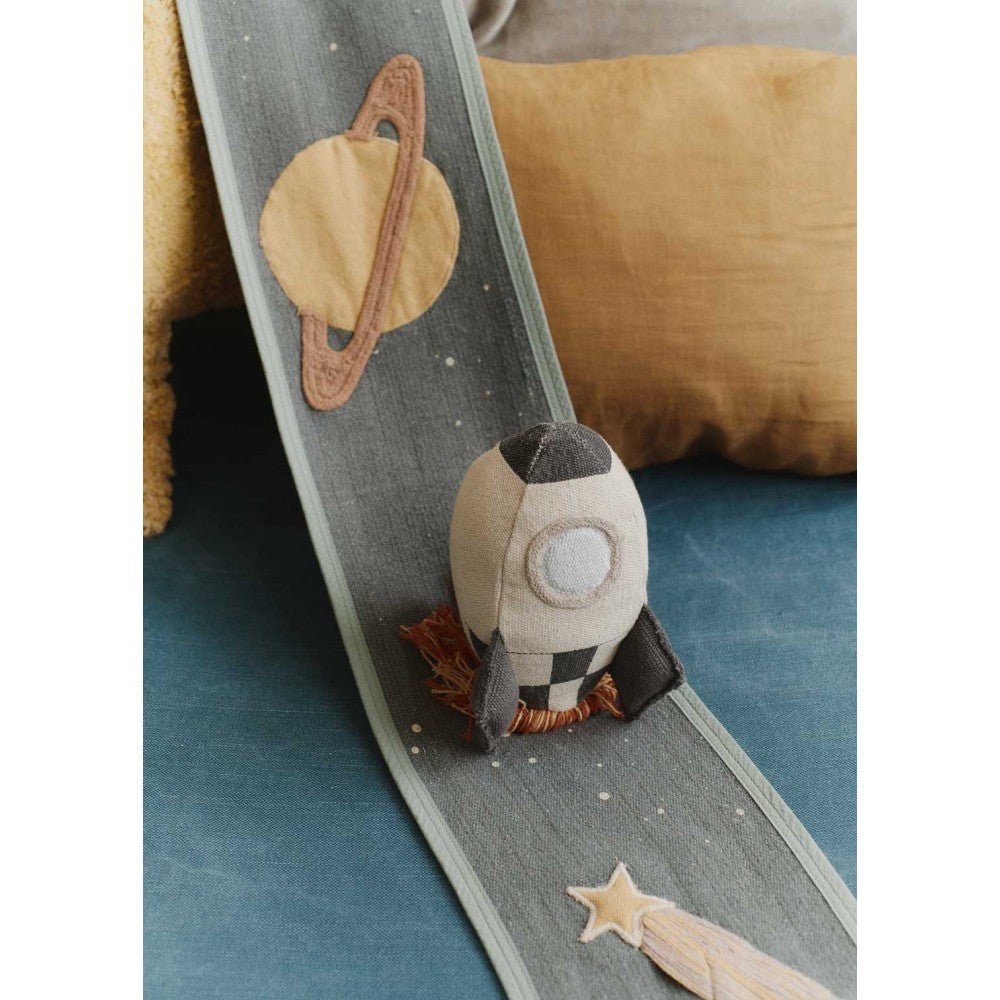 LORENA CANALS - Ride & Roll Milkyway