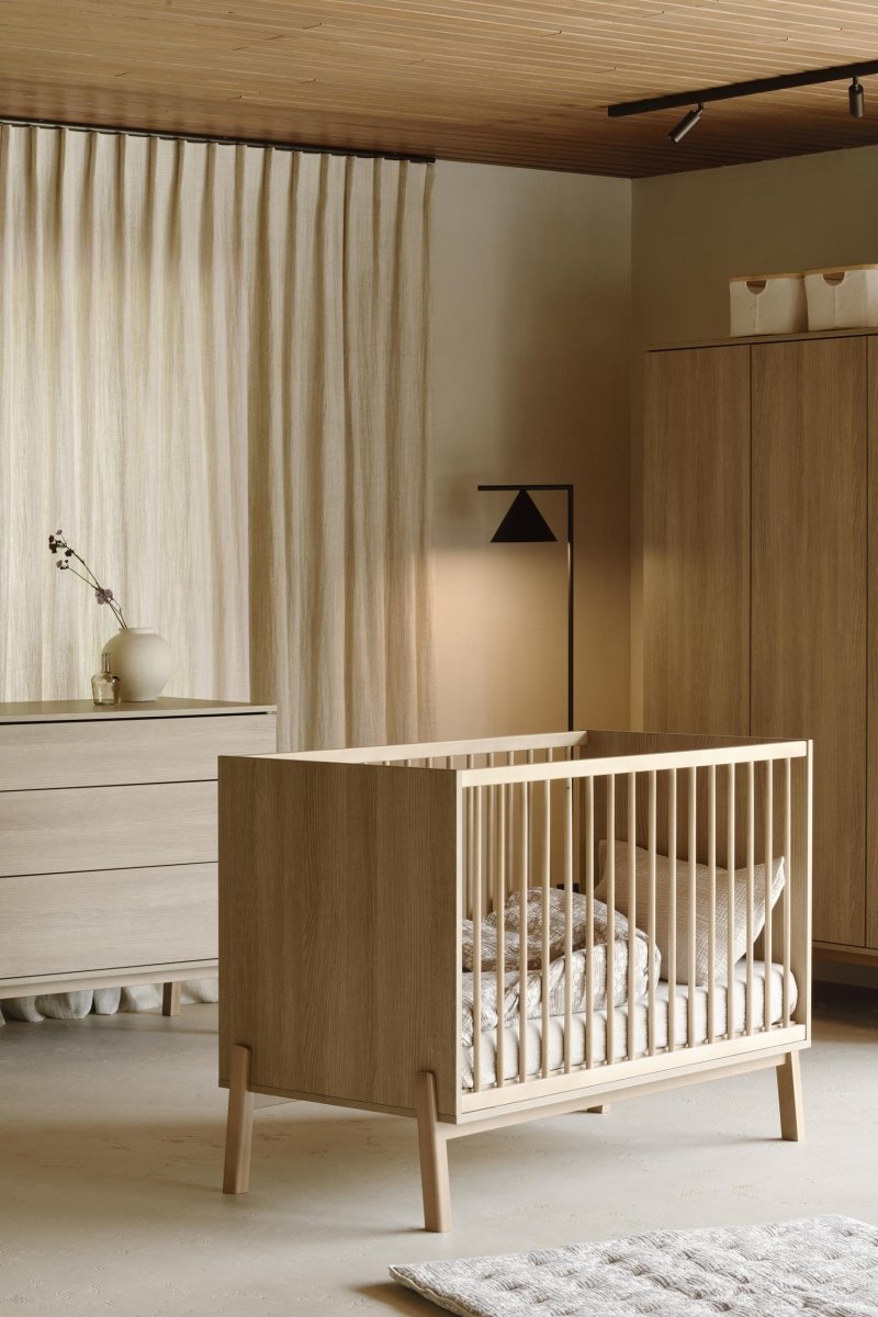 QUAX - Lit Bébé ASHI 120 x 60 cm - Frêne Miel