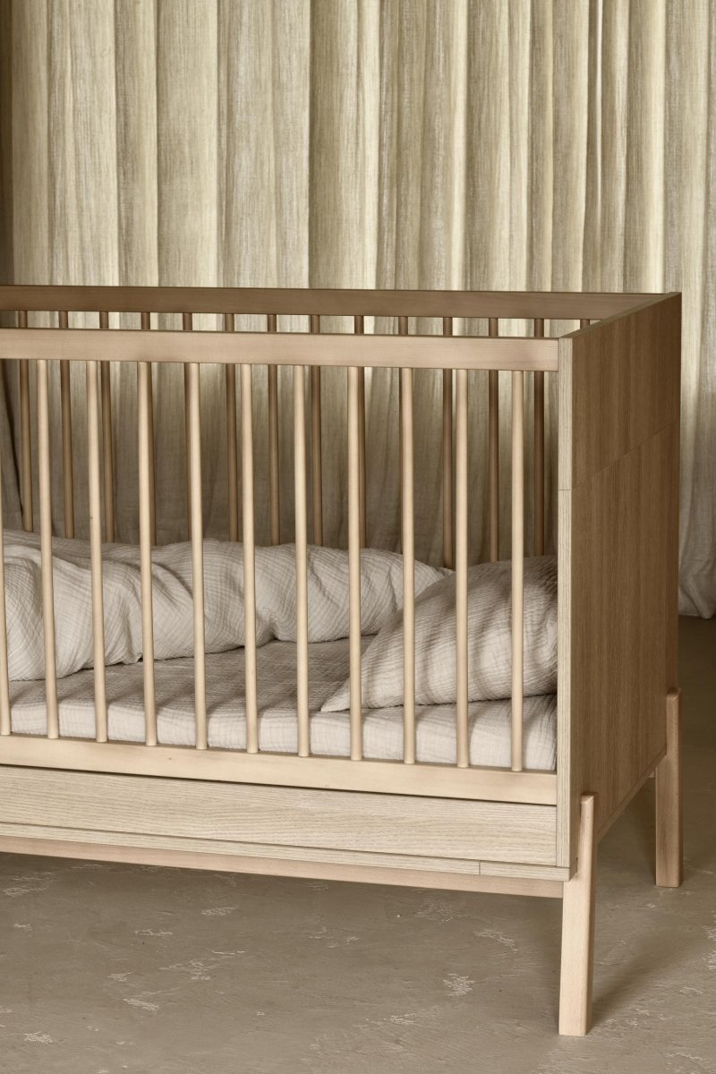 QUAX - Lit Bébé Évolutif ASHI 140 x 70 cm - Frêne Miel