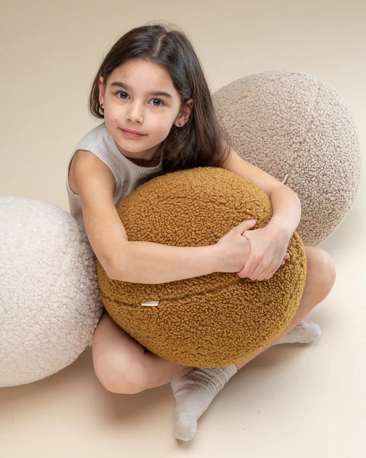 WIGIWAMA - Coussin Boule Molletonné - Blanc Crème