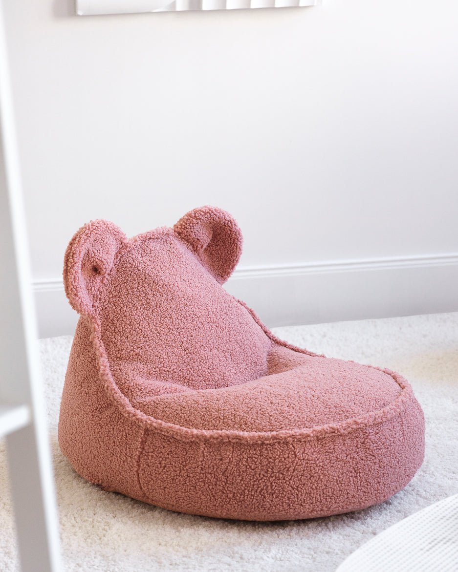 WIGIWAMA - Pouf Ours Molletonné - Rose Goyave
